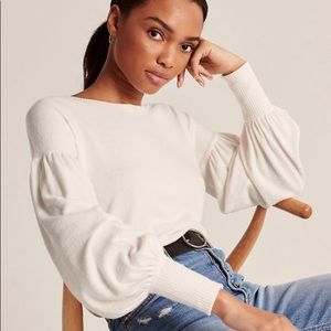 Abercrombie & Fitch long sleeve puff sleeve top